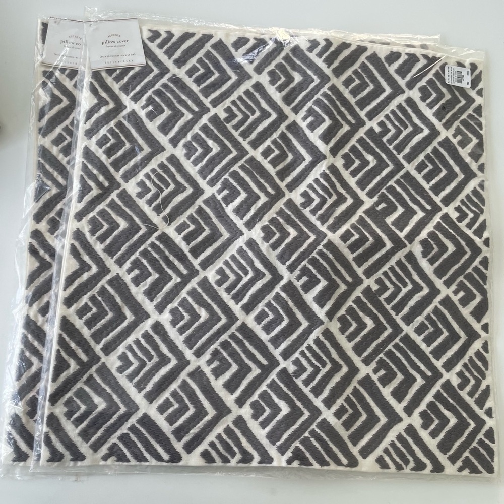NWT Pottery Barn Pair of 18” x 18” Decorative Pillow Covers Cream and Charcoal